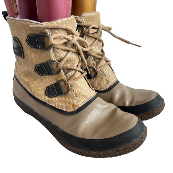 Sorel rain boots - Picture 1 of 12